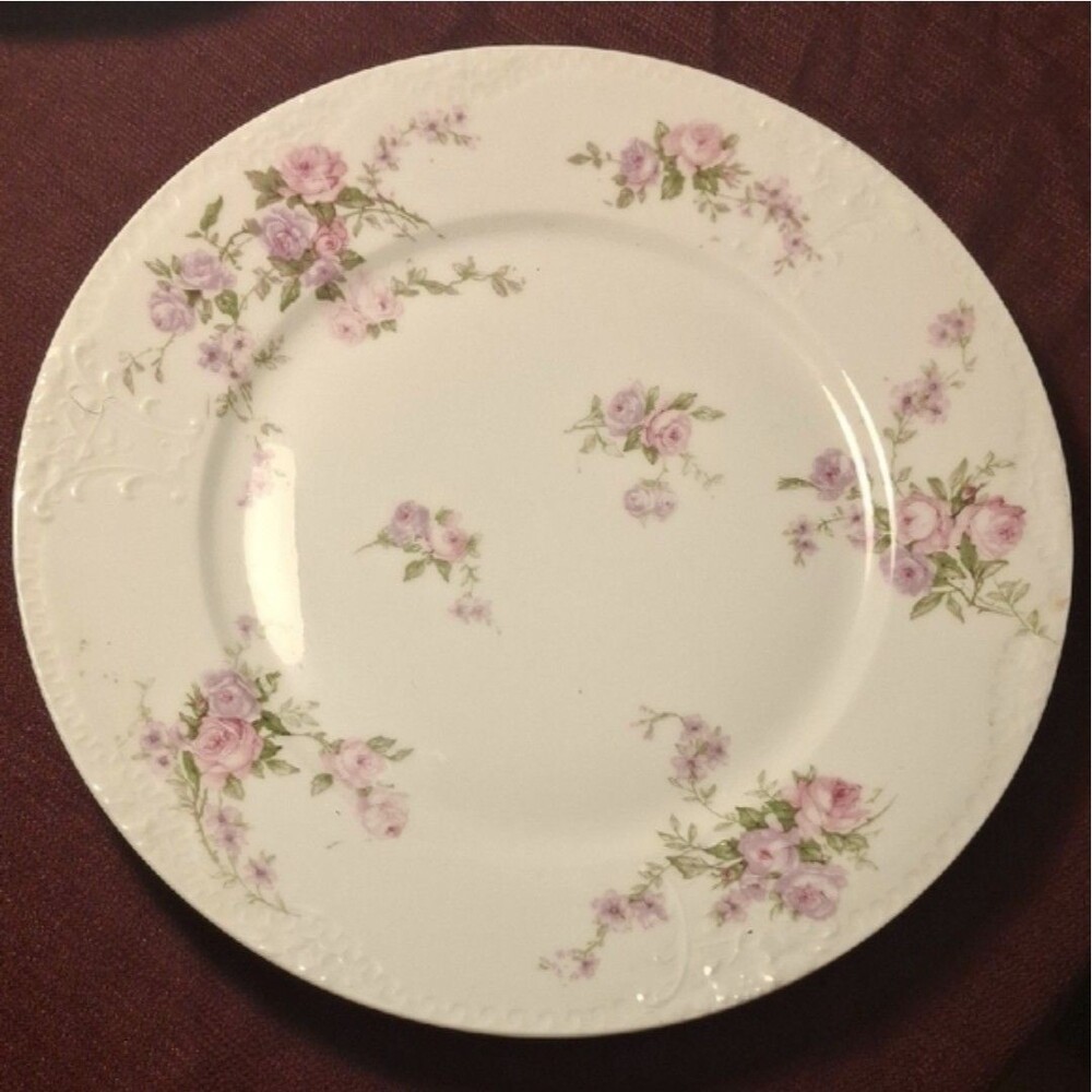 Apple blossom Floral Pattern Dinner Plate